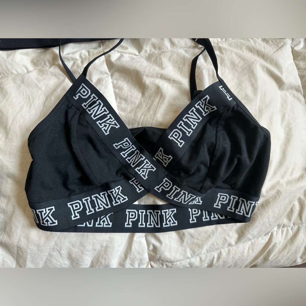 Workout Bras - Picture 3 of 4